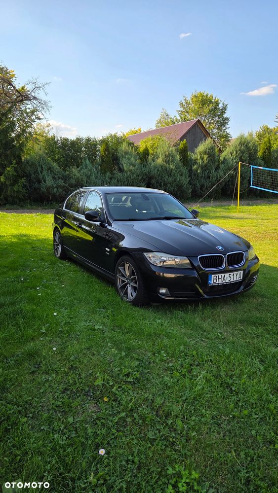 BMW Seria 3 320d xDrive - 1