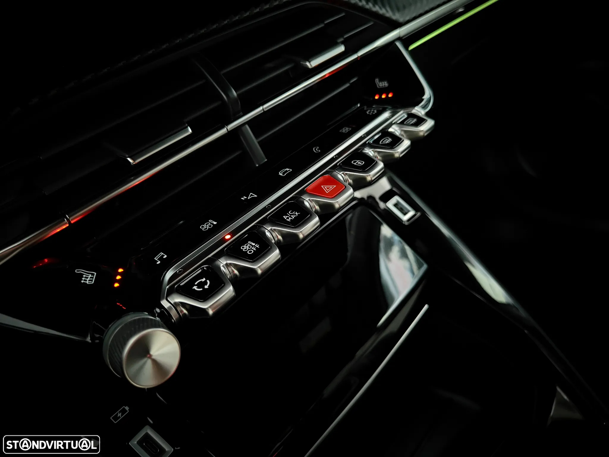Peugeot 208 1.2 PureTech GT Line - 58