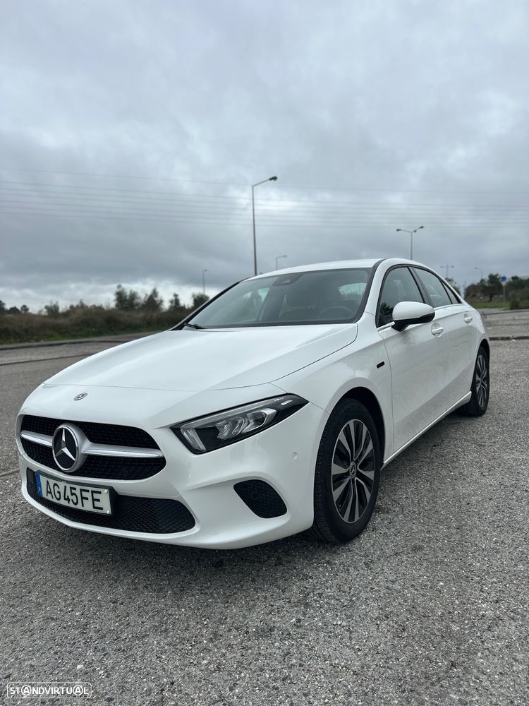Mercedes-Benz A 250 Limousine e Style Plus - 13