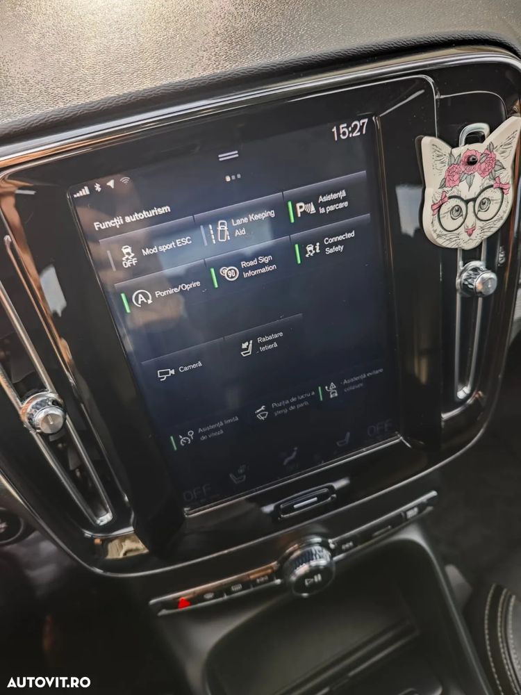 Volvo XC 40 D3 AWD Momentum - 27