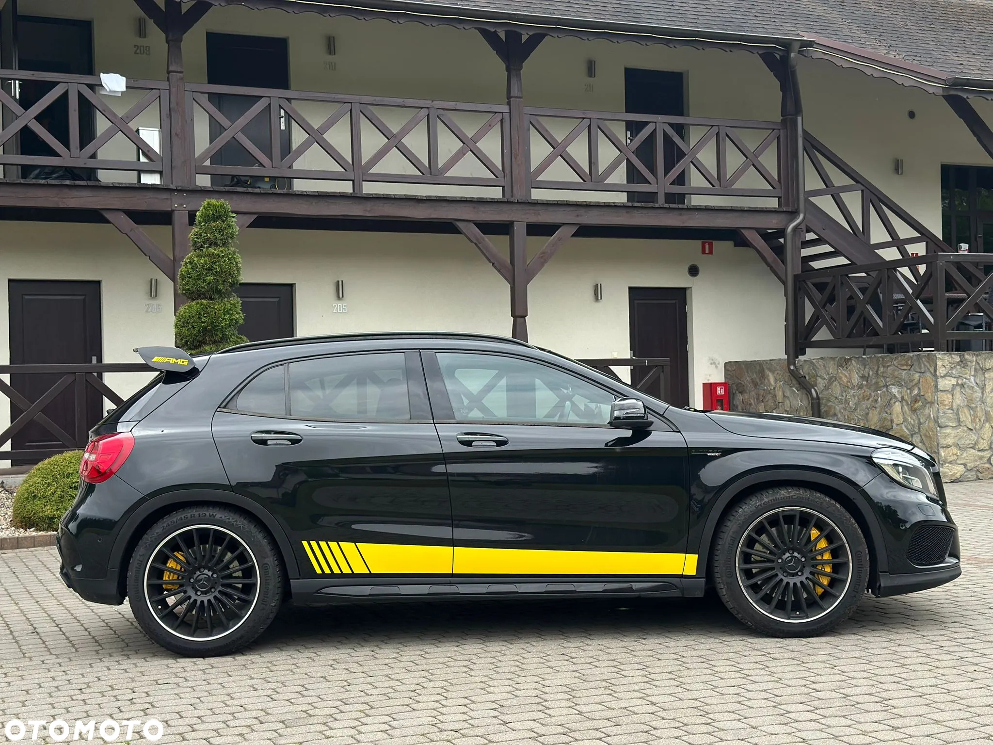 Mercedes-Benz GLA AMG 45 4-Matic - 18