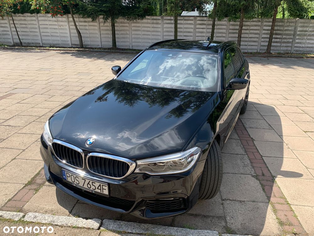 BMW Seria 5 520d M Sport - 4