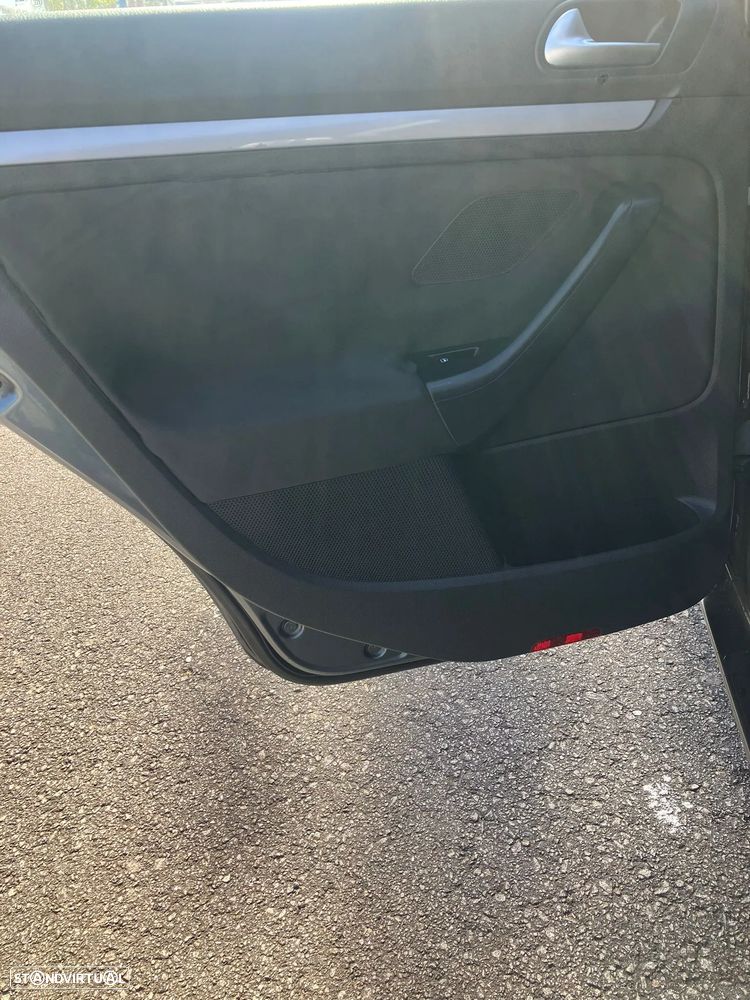 VW Golf Variant 1.6 TDi Confortline - 9