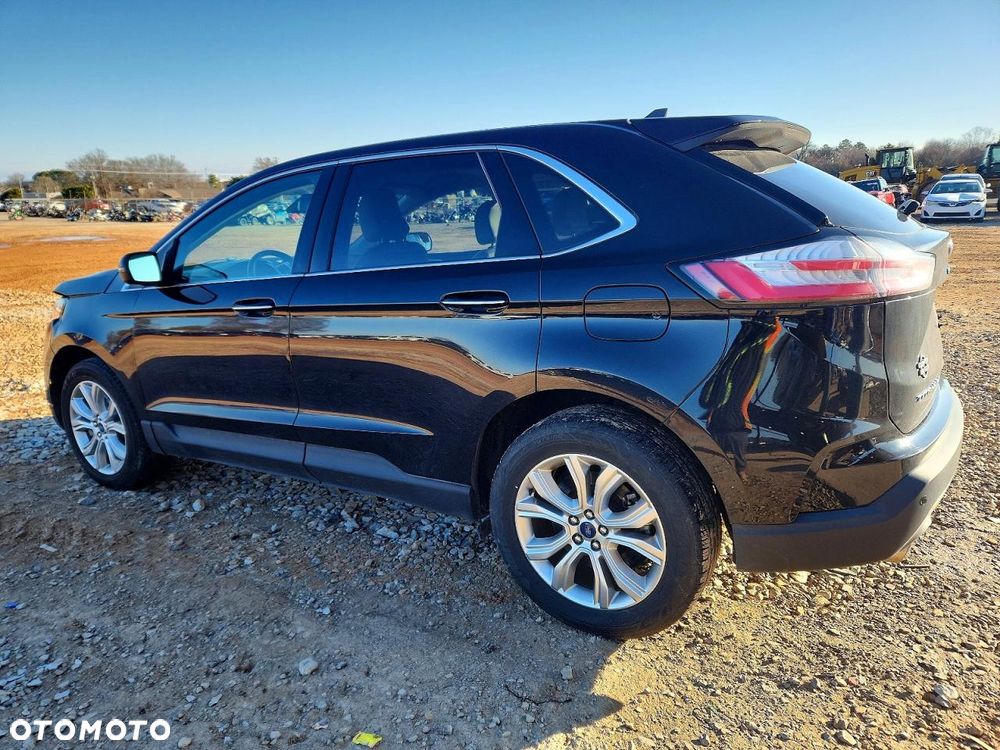 Ford Edge - 3