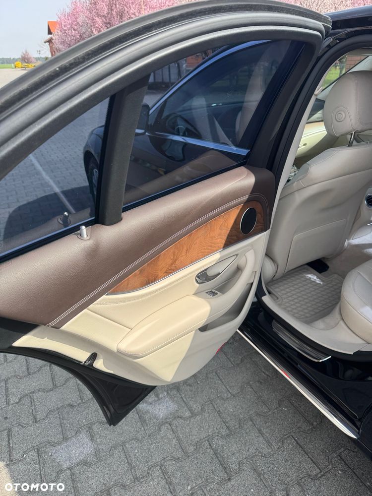 Mercedes-Benz Klasa E 220 d Business Edition 9G-TRONIC - 7