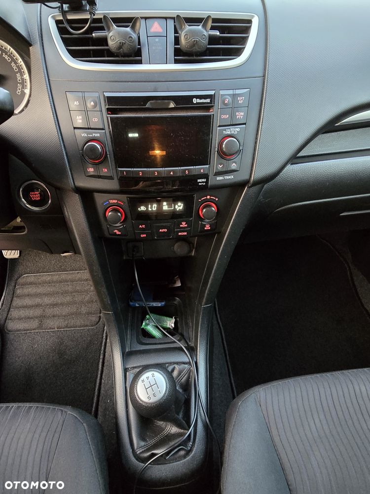 Suzuki Swift - 6