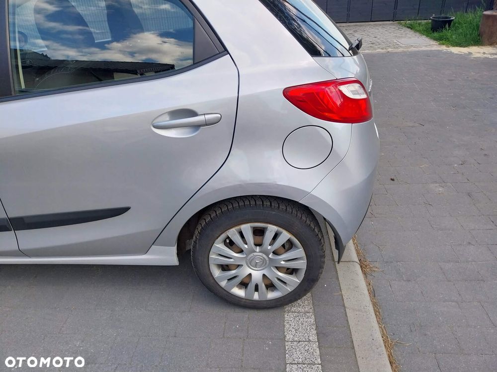 Mazda 2 1.3 Exclusive - 7