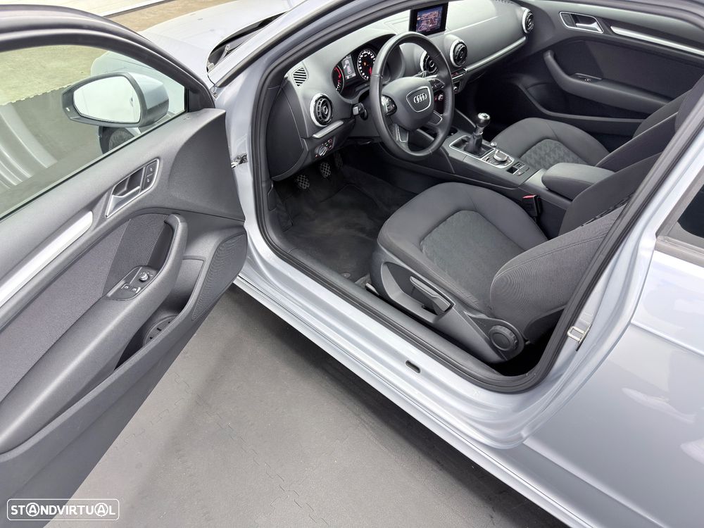 Audi A3 1.6 TDI Sport - 9