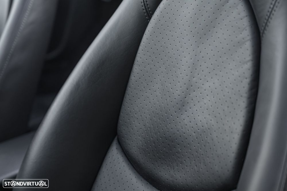 Porsche 911 Série F - 19