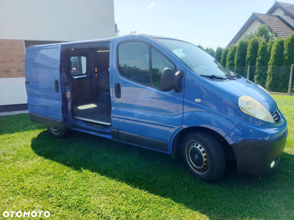 Renault Trafic - 16