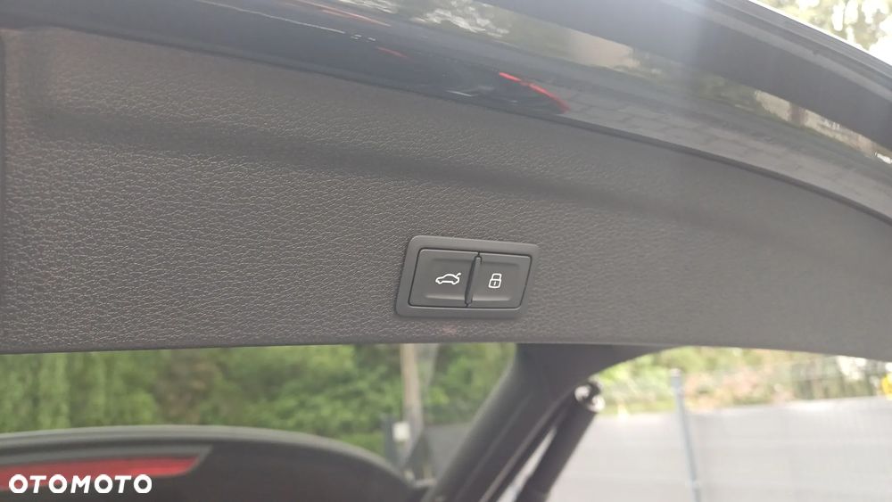 Audi Q3 Sportback 35 TDI S tronic S line - 16