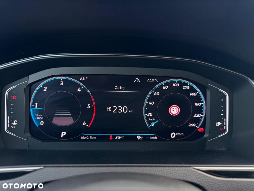 Volkswagen Passat 2.0 TDI SCR 4Motion DSG Elegance - 32