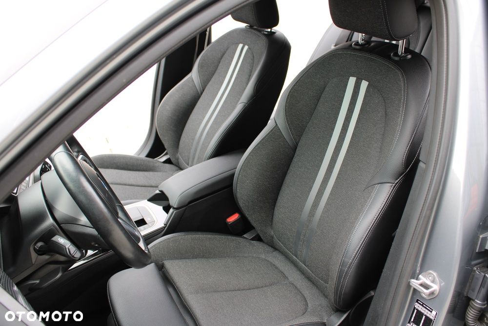 BMW Seria 1 120d xDrive Luxury Line - 31