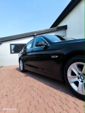 BMW Seria 5 518d - 12