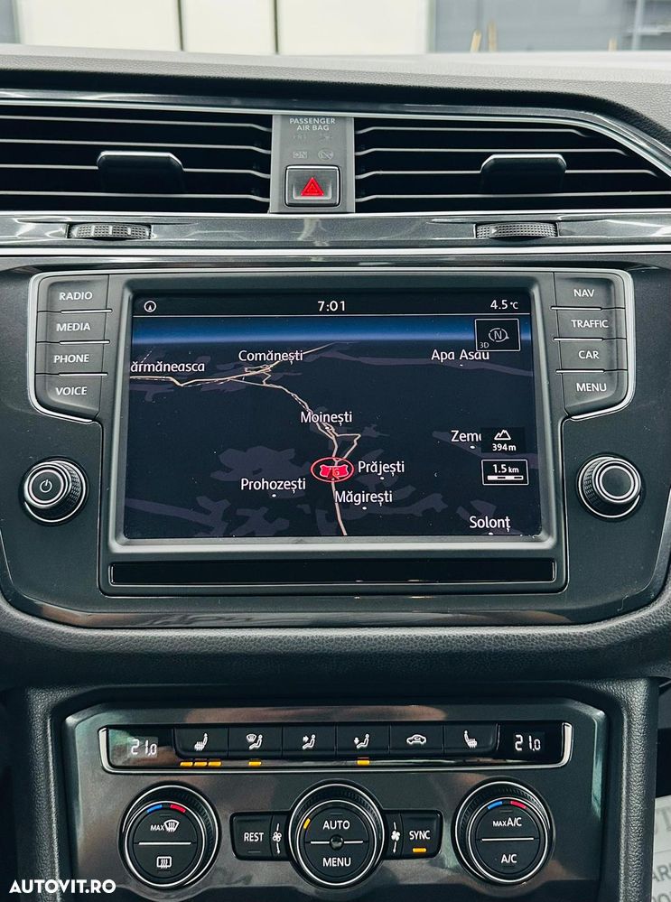 Volkswagen Tiguan - 27