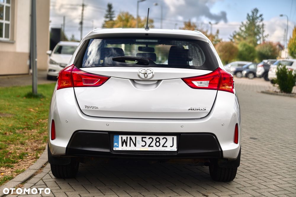 Toyota Auris 1.6 Dynamic - 17