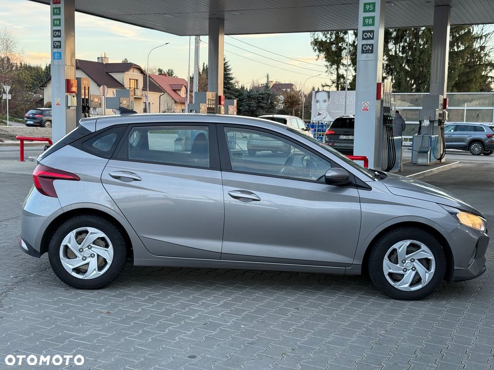 Hyundai i20 1.2 Pure - 6