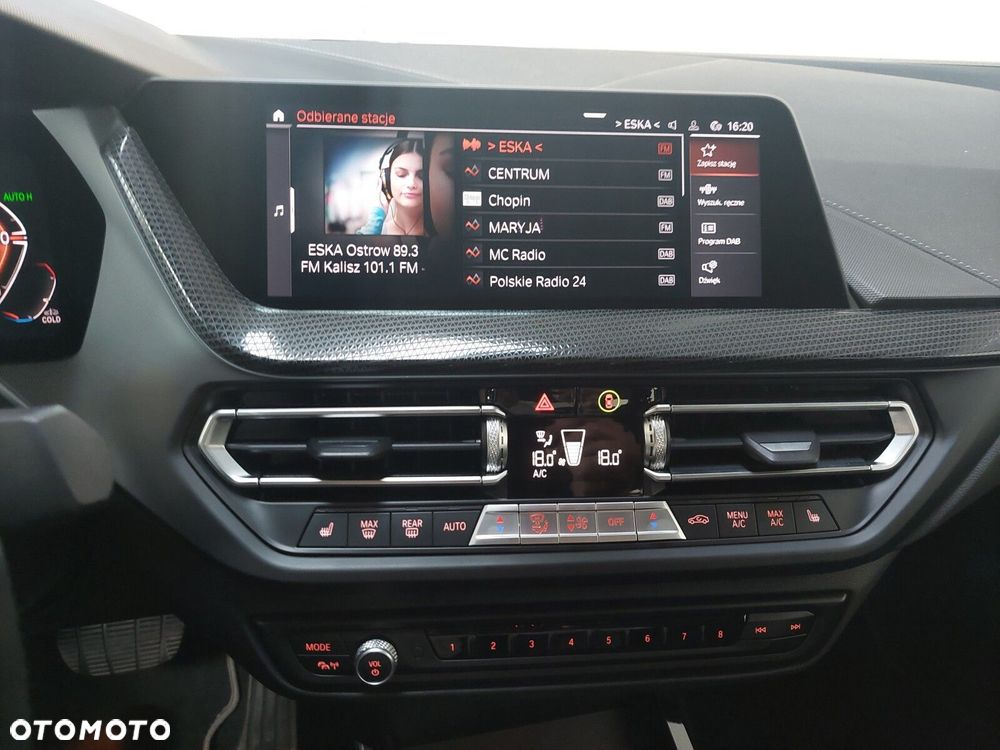 BMW Seria 2 218d Sport Line - 24