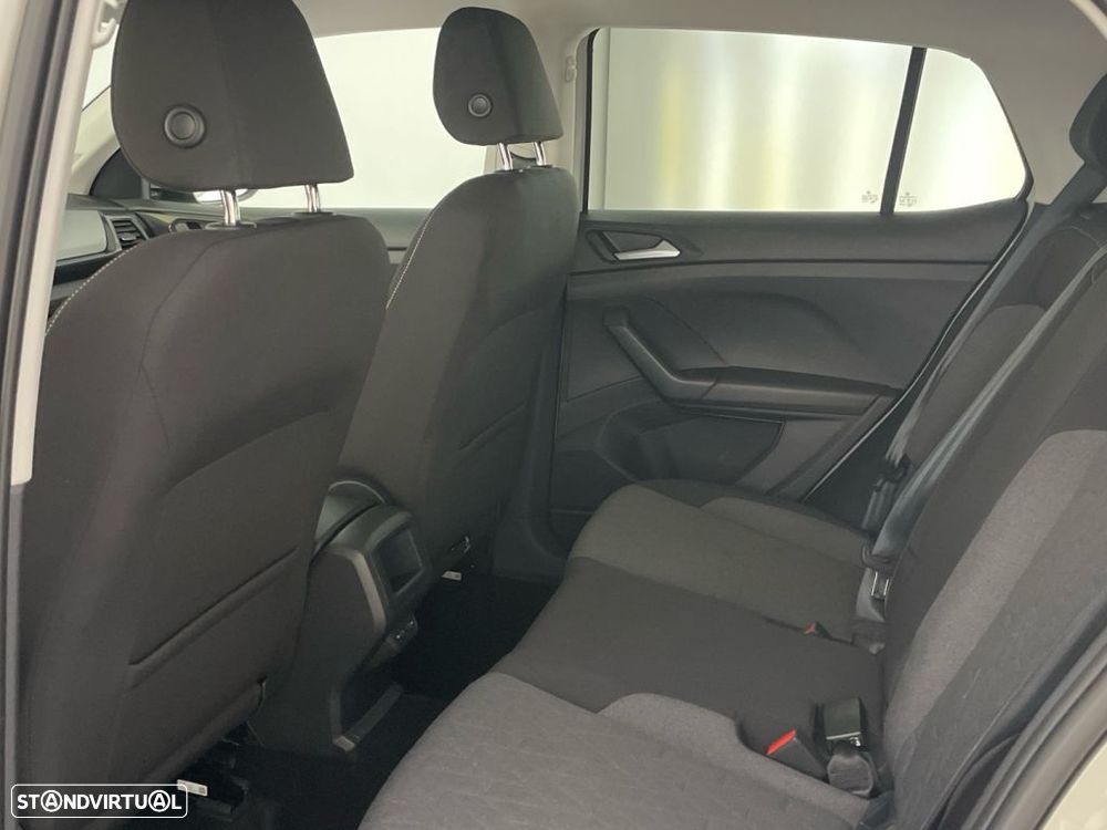 VW T-Cross - 12