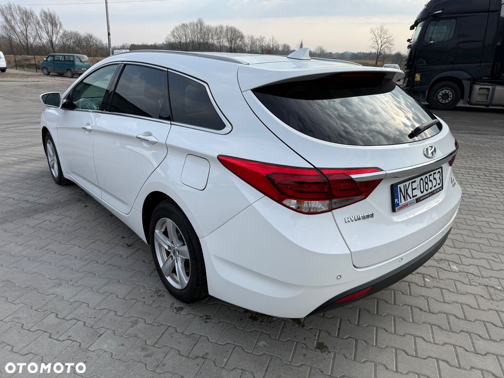 Hyundai i40 Kombi 1.7 CRDi Premium - 7