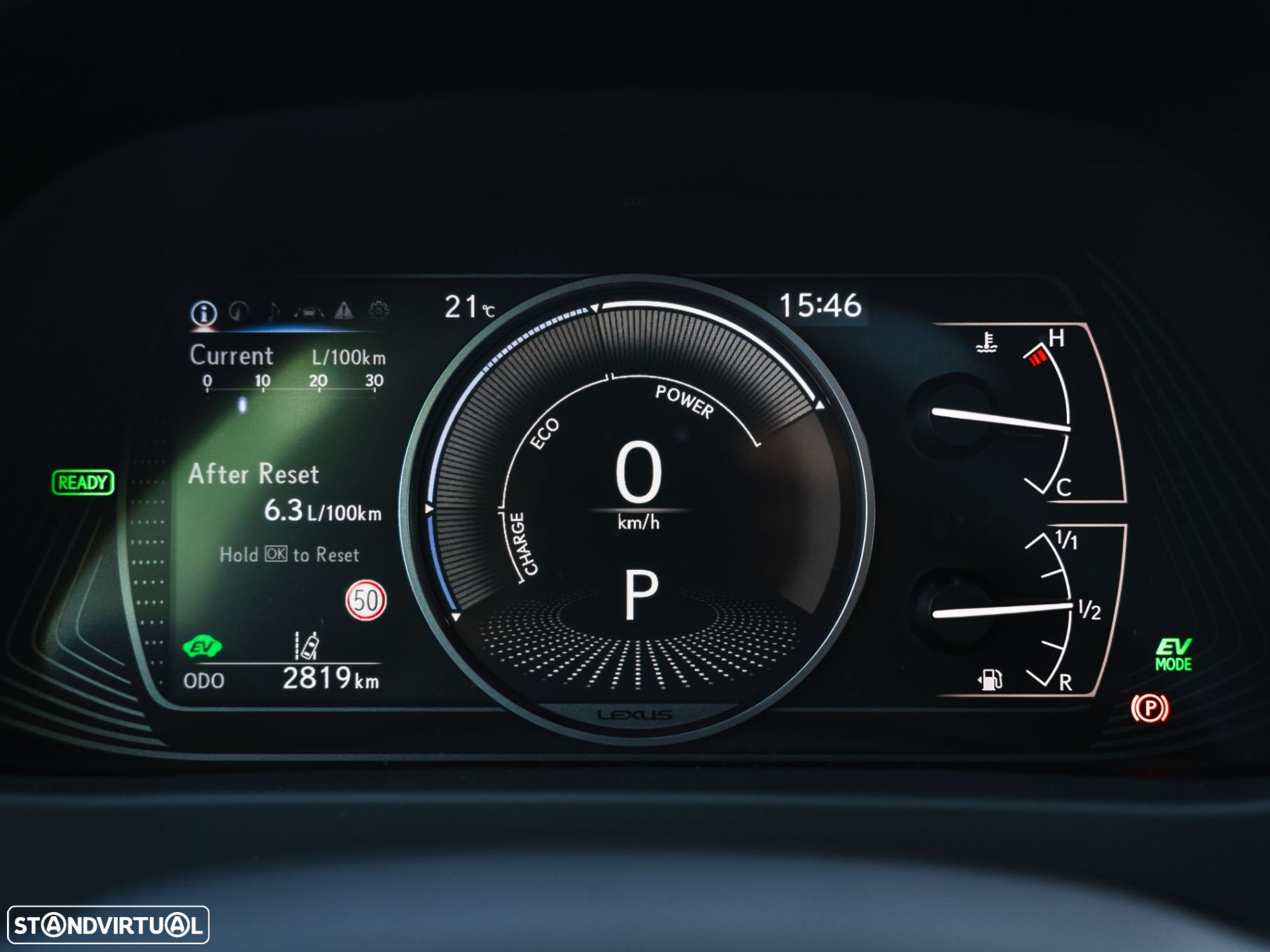 Lexus UX 250h - 14