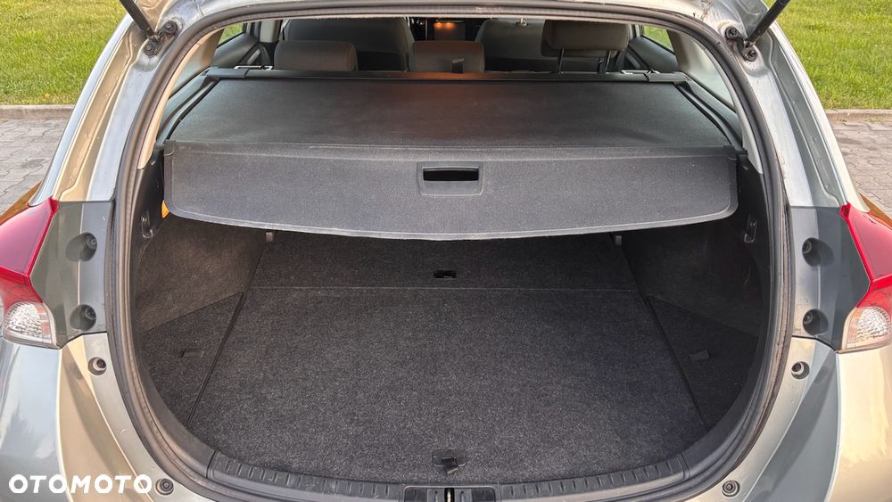 Toyota Auris 1.4 D-4D Comfort - 13