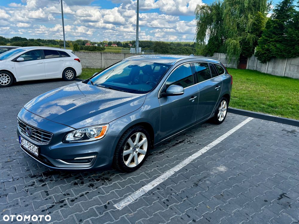 Volvo V60 T5 Geartronic Momentum - 3
