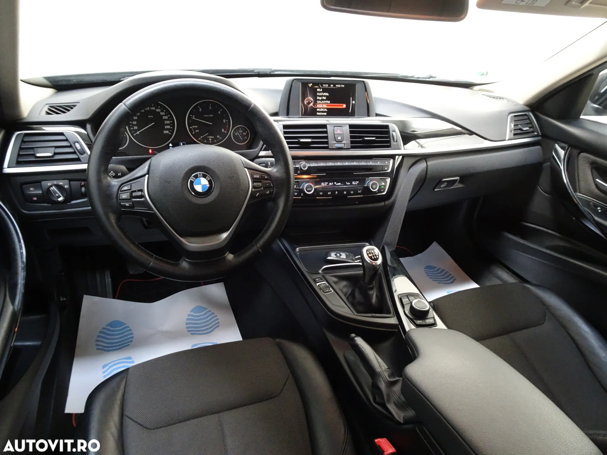 BMW Seria 3 320d xDrive Sport Line - 17