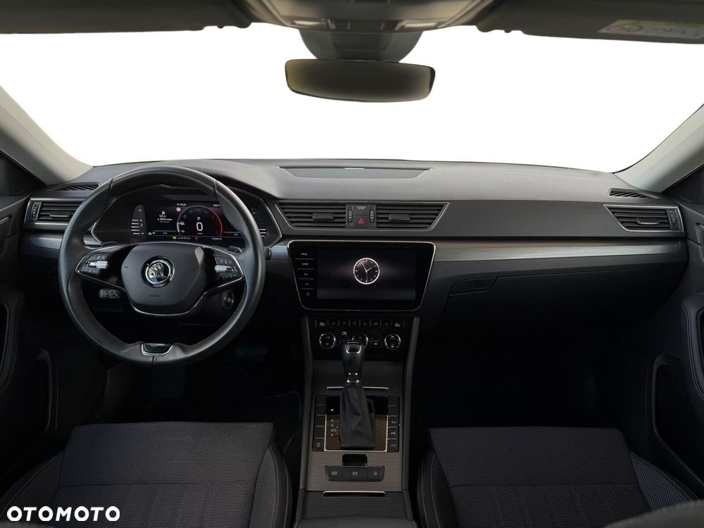 Skoda Superb 2.0 TDI SCR Style DSG - 18