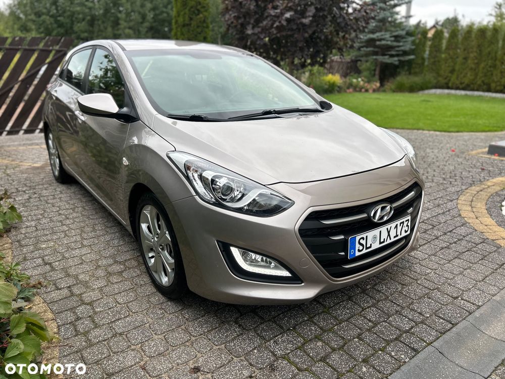 Hyundai i30 blue 1.4 Classic - 3