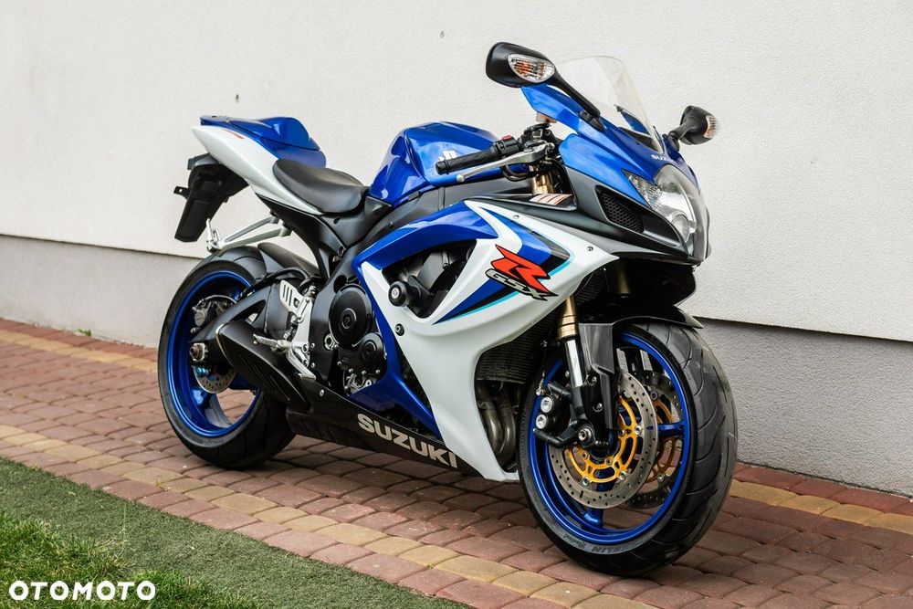 Suzuki GSX-R - 1