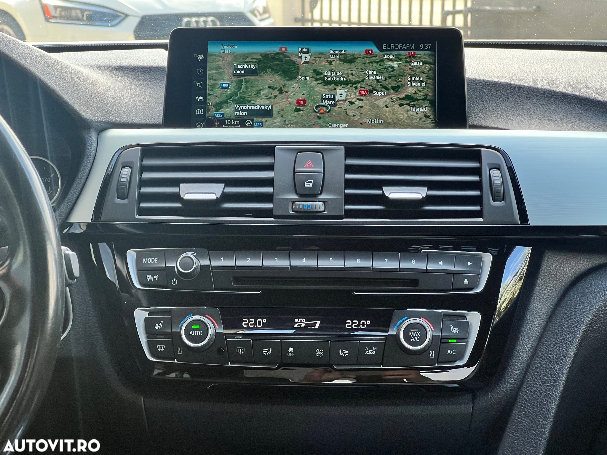 BMW Seria 3 330e AT PHEV - 8