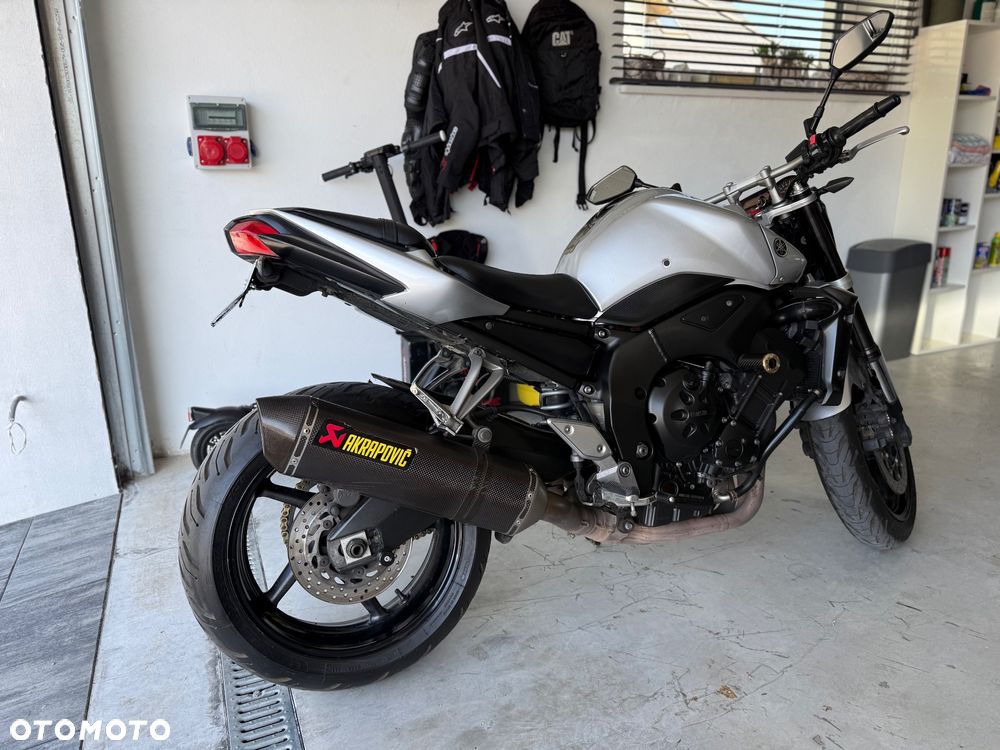 Yamaha FZ - 14
