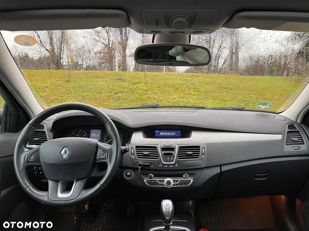 Renault Laguna dCi 110 FAP Dynamique - 13