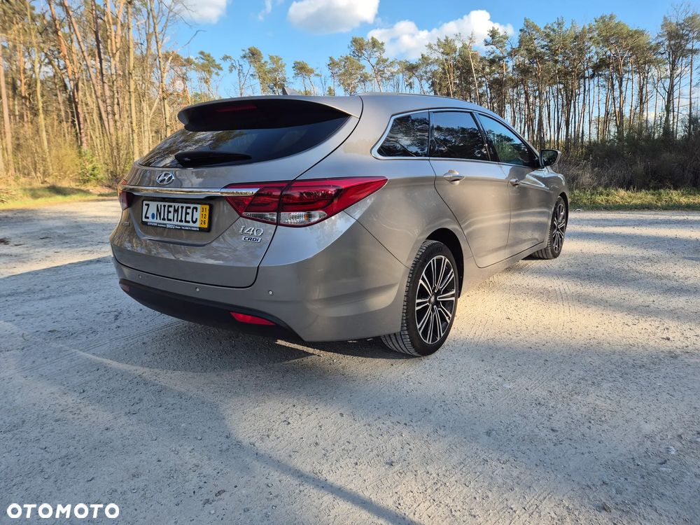 Hyundai i40 Kombi blue 1.7 CRDi DCT Premium - 10