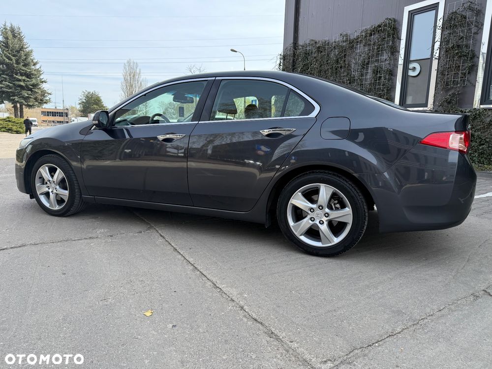 Honda Accord 2.0 Elegance 50 Jahre Edition - 25