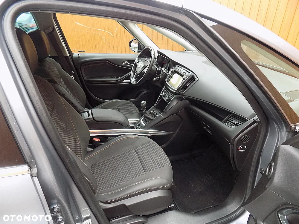 Opel Zafira 1.4 Turbo (ecoFLEX) Start/Stop Innovation - 8