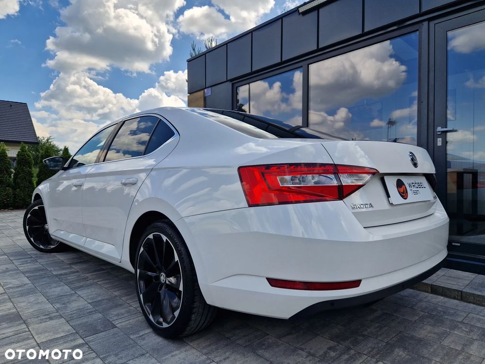 Skoda Superb 2.0 TDI Style - 3