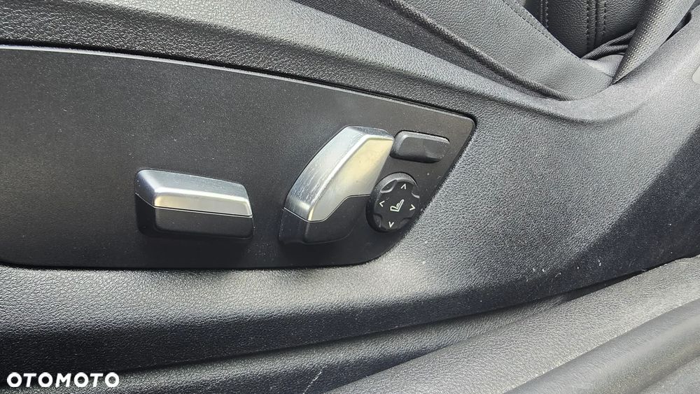 BMW Seria 5 - 16