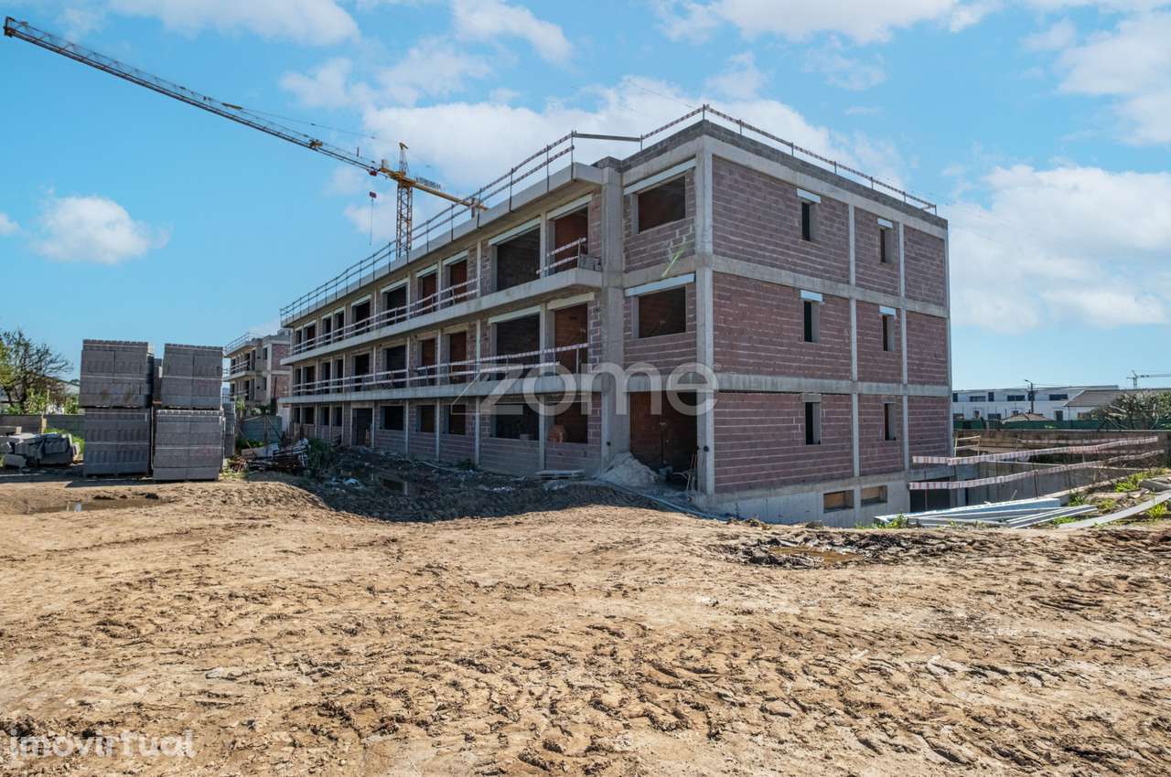 Apartamento T2 novo c/varanda e 2 lug. garagem - Brufe Green,Famali... - Grande imagem: 5/33