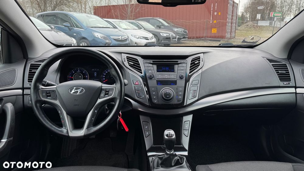 Hyundai i40 Kombi blue 1.7 CRDi Style - 34