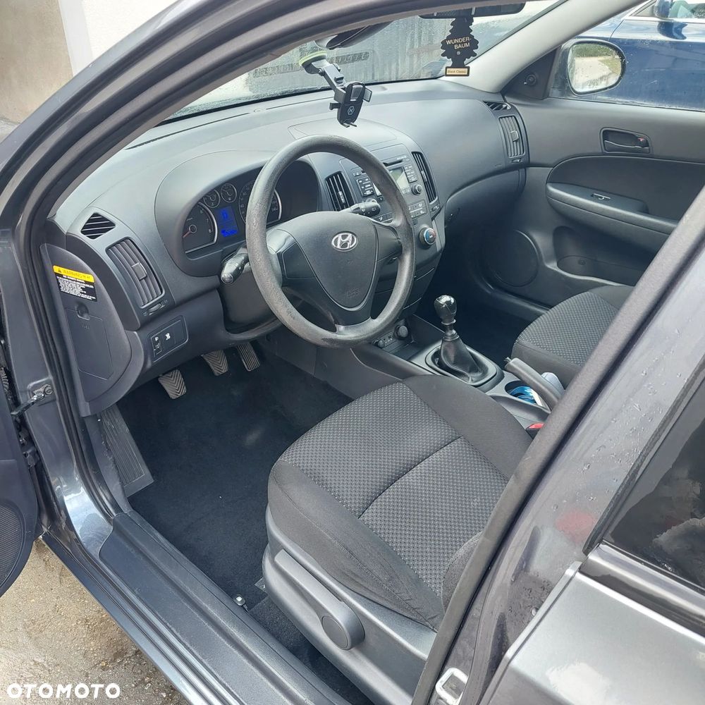 Hyundai i30 1.4 Base - 3