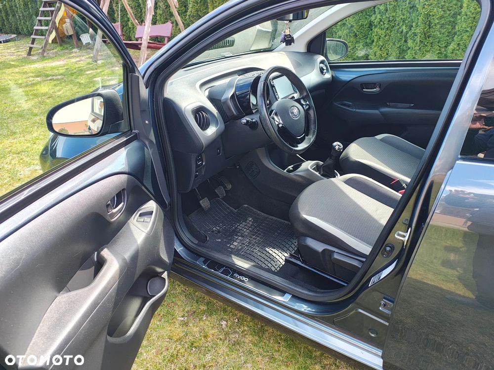 Toyota Aygo x-business - 8