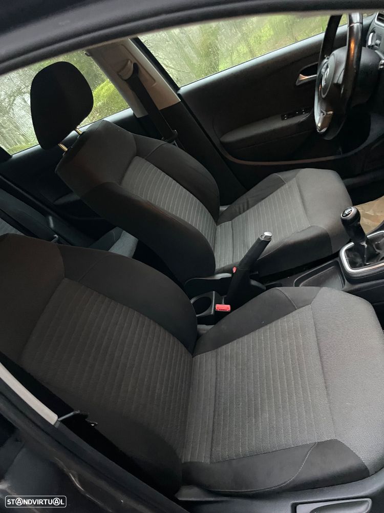 VW Polo 1.6 TDI Comfortline - 11