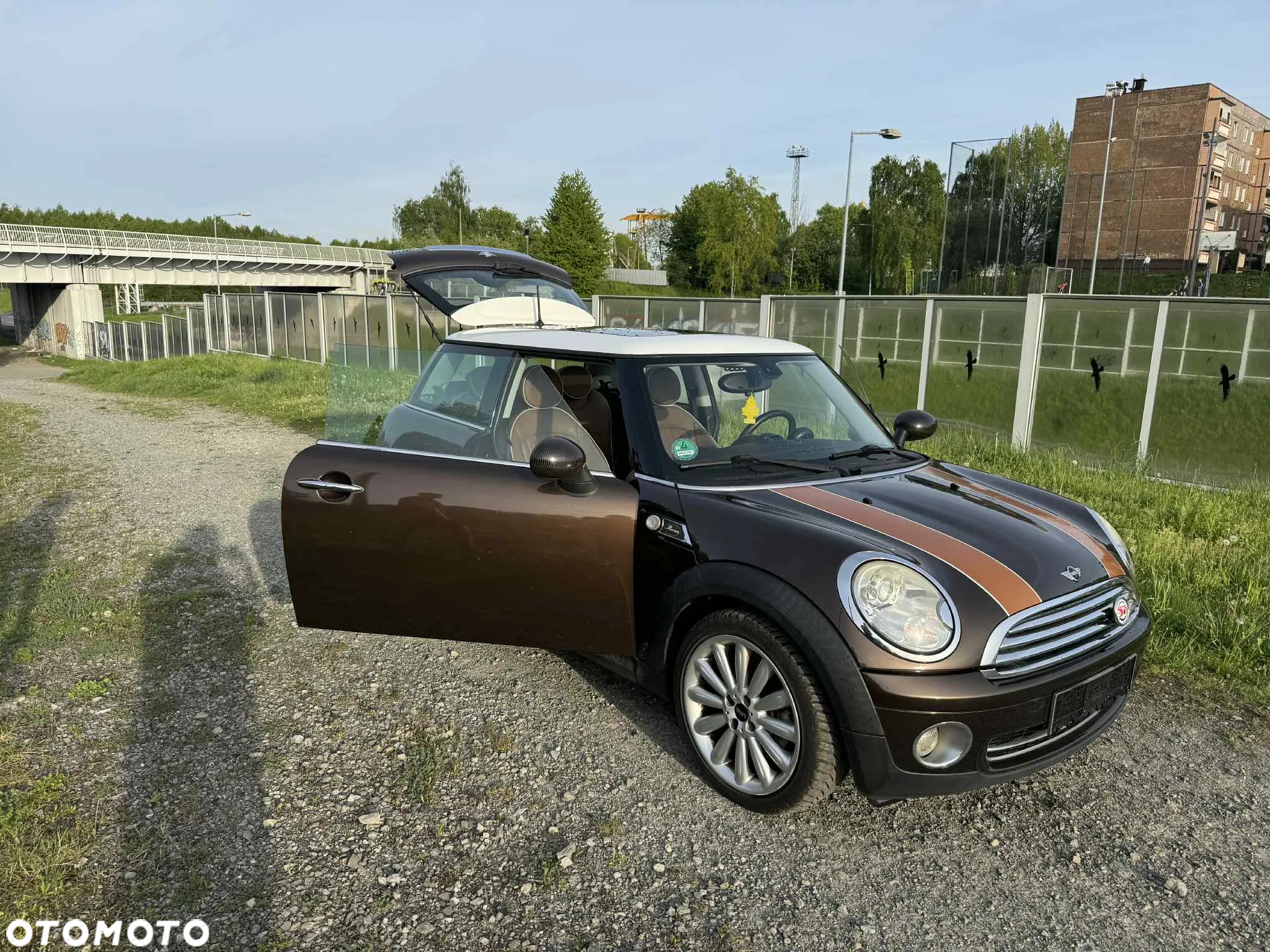 MINI Cooper 50 Mayfair - 5