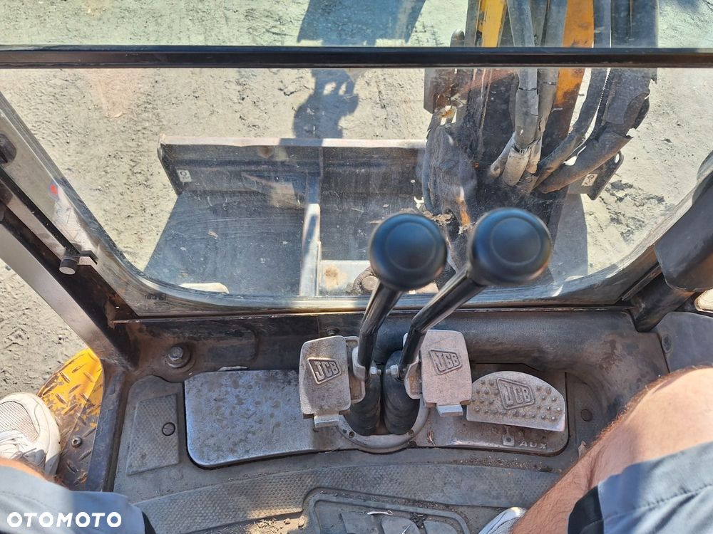 JCB 8035 Zts - 11