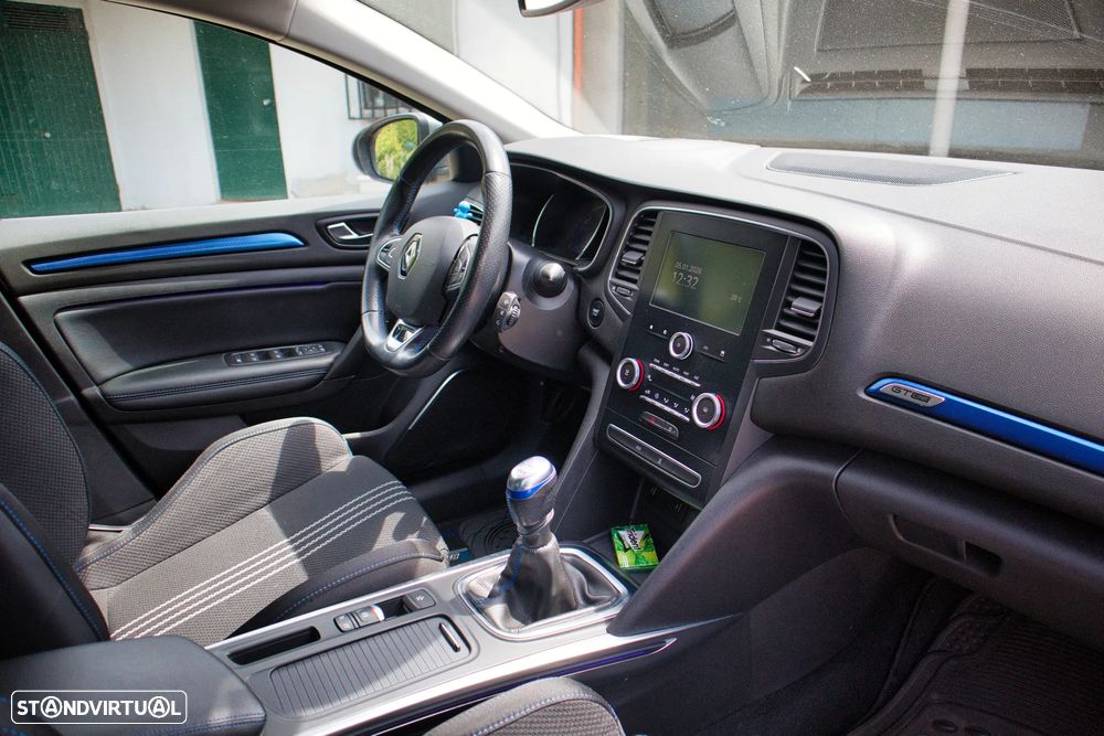 Renault Mégane 1.5 dCi GT Line - 1