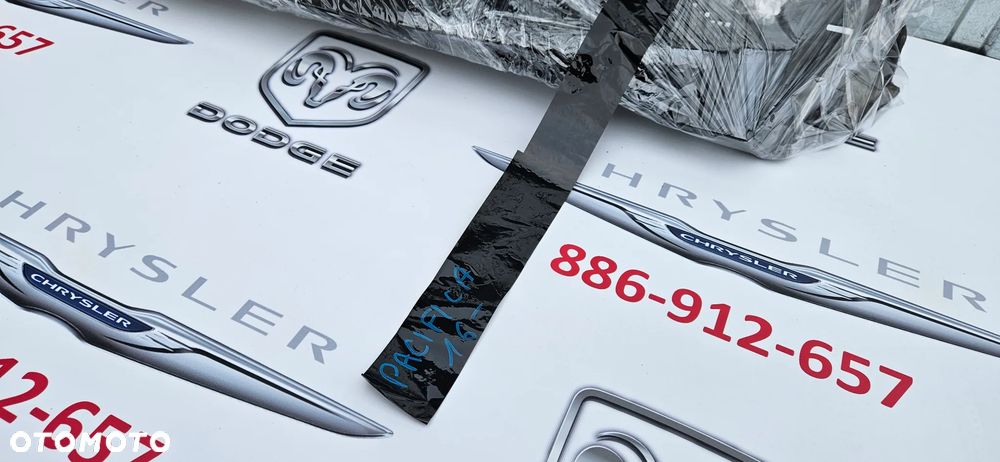 Chrysler Pacifica 2016- Podszybie górne plastikowe 68228471AE 68228473AB - 15