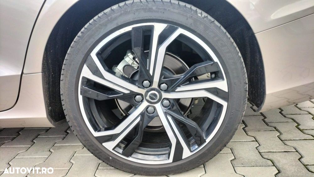 Volvo S60 - 8