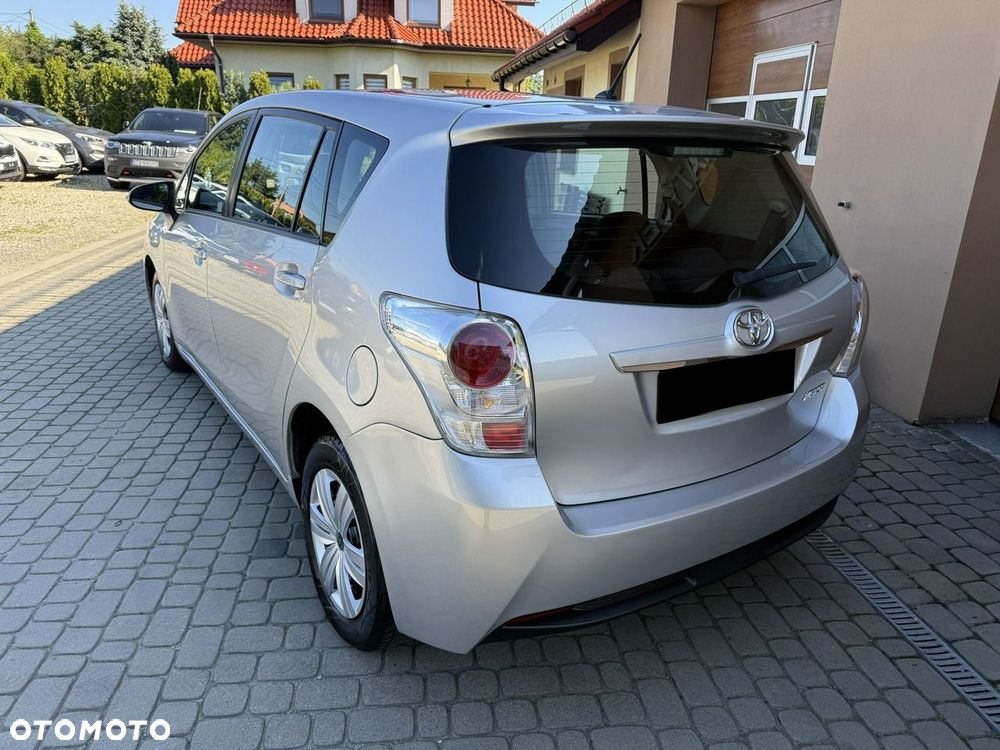 Toyota Verso 1.6 D-4D Active 7os EU6 - 9